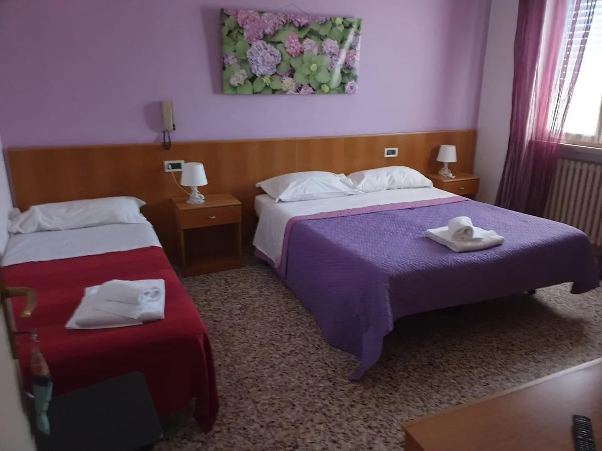 Hotel New Burlamacco Lido di Camaiore