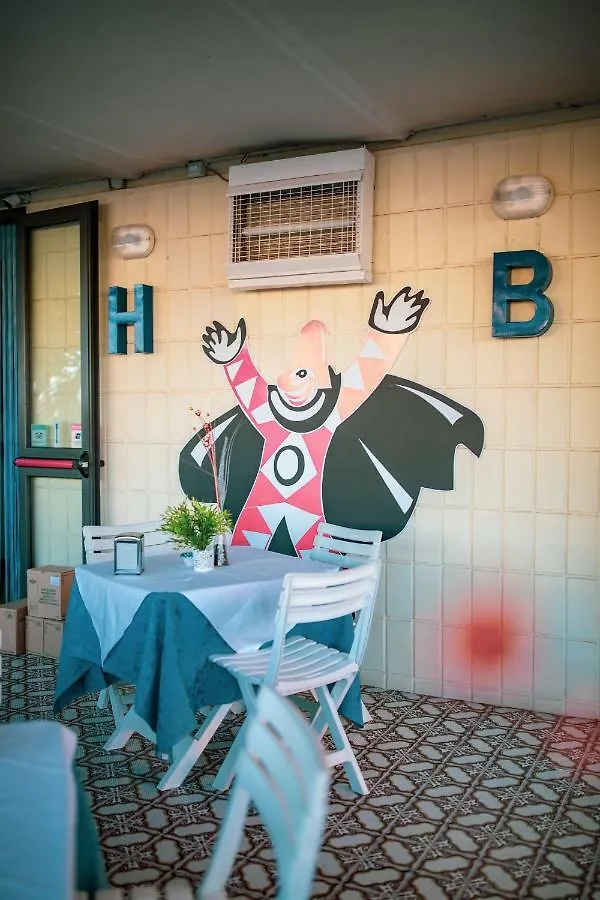**  Hotel New Burlamacco Lido di Camaiore Italië