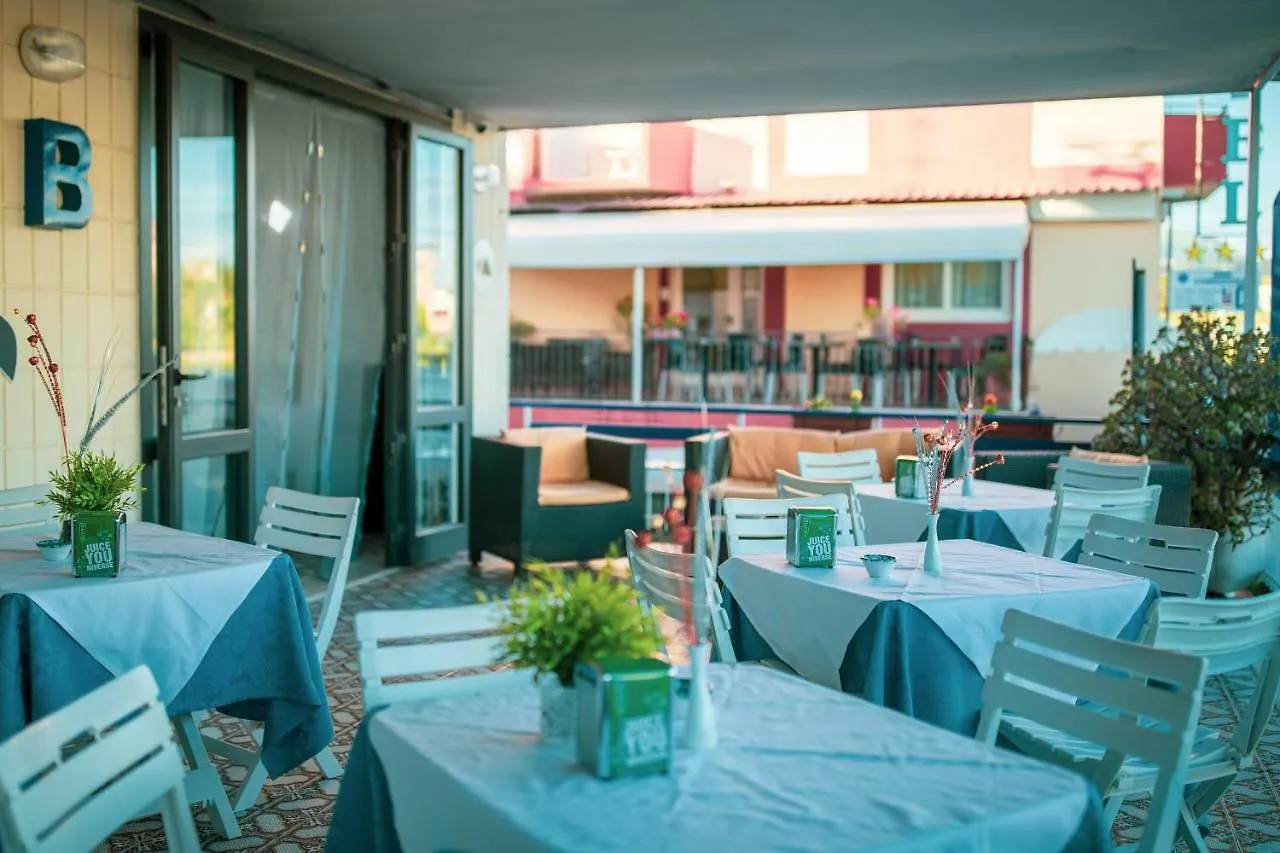 **  Hotel New Burlamacco Lido di Camaiore Italië